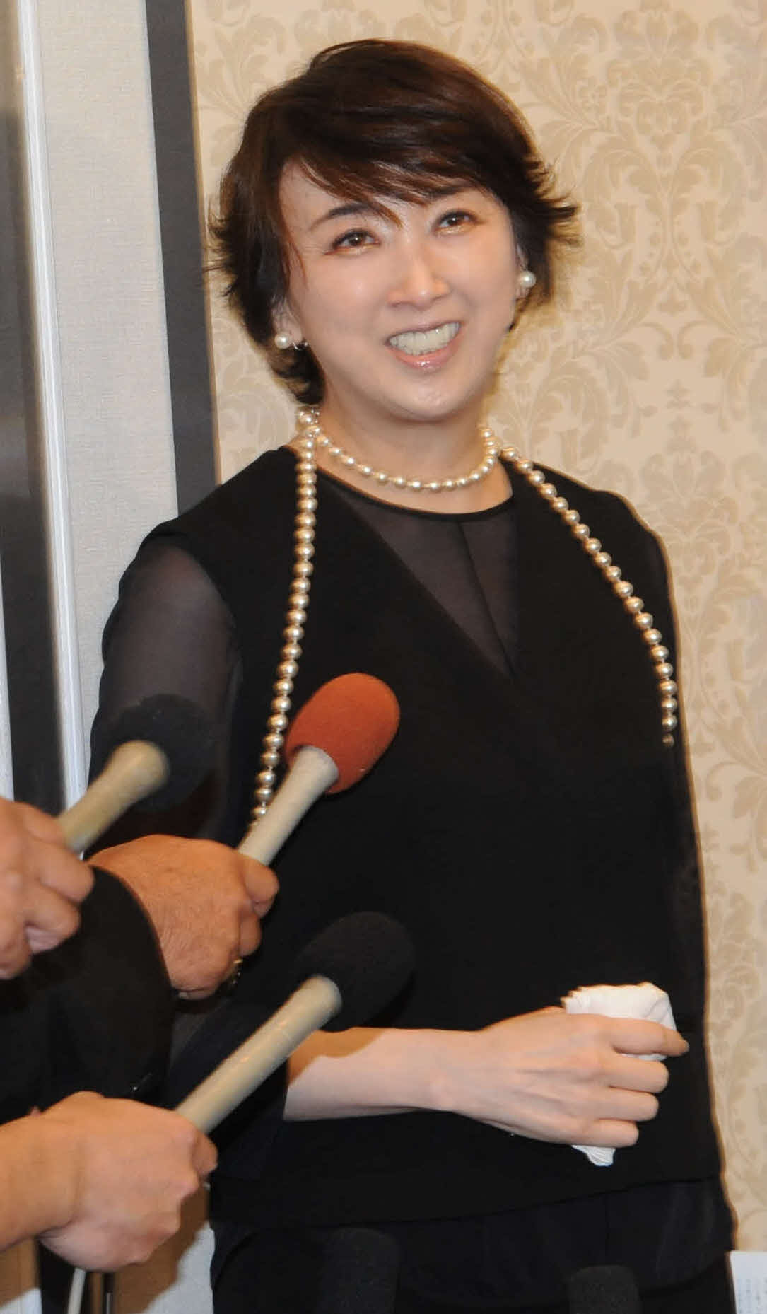 真島茂樹さんのお別れの会に訪れた紫吹淳