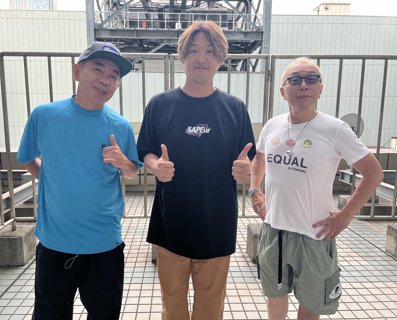 左から木梨憲武、純烈・酒井一圭、所ジョージ