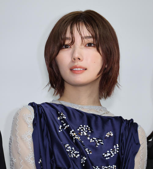 櫻坂46藤吉夏鈴、近所のショップで机を購入「かついで持って帰りました」「誰にも気づかれず」