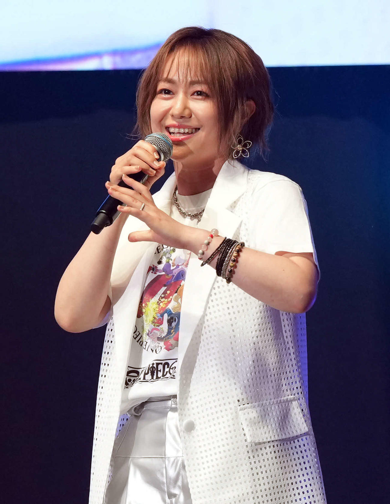 ステージに登壇したベガパンク声優陣。ヨーク役の田村睦心（撮影・たえ見朱実）