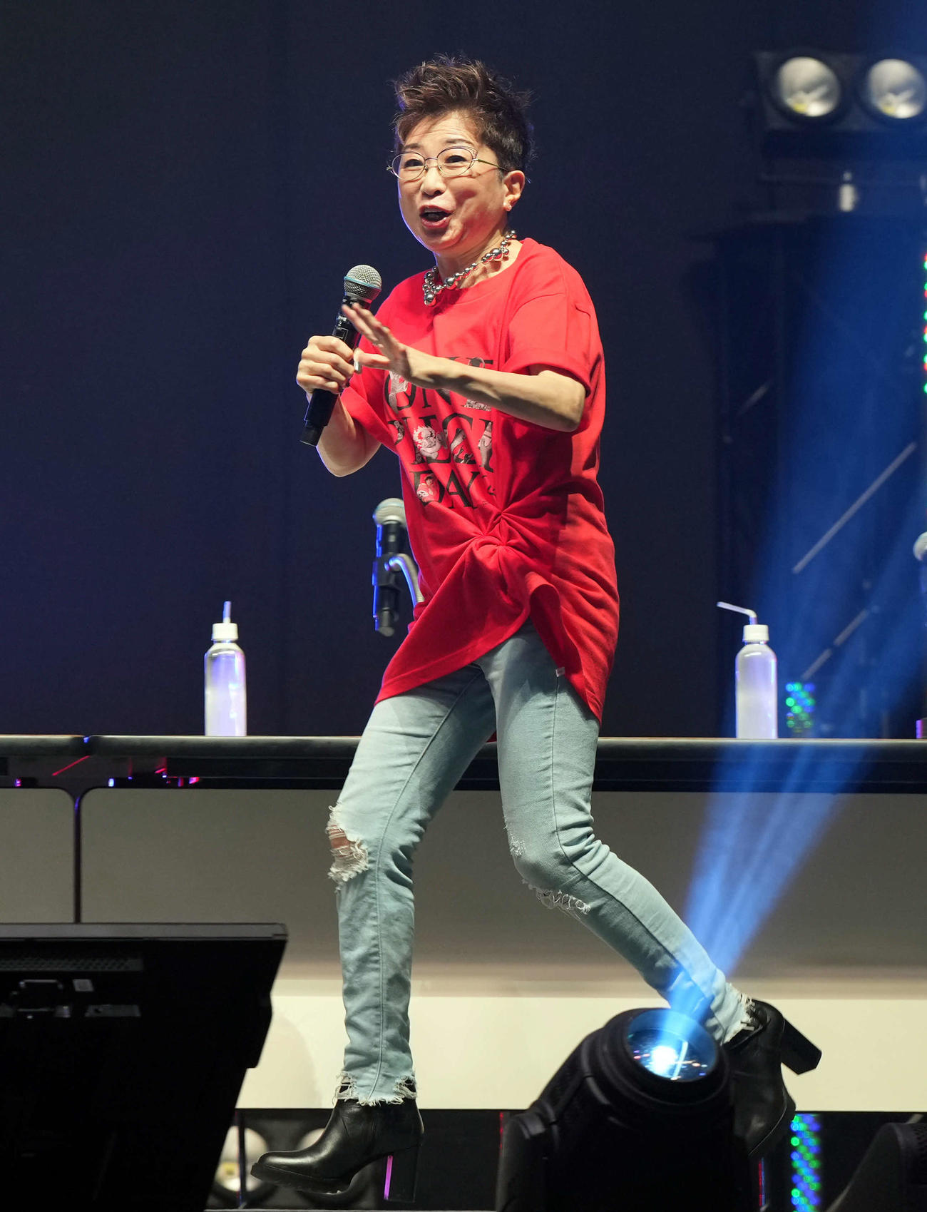 ステージに登壇したルフィー役の田中真弓（撮影・たえ見朱実）