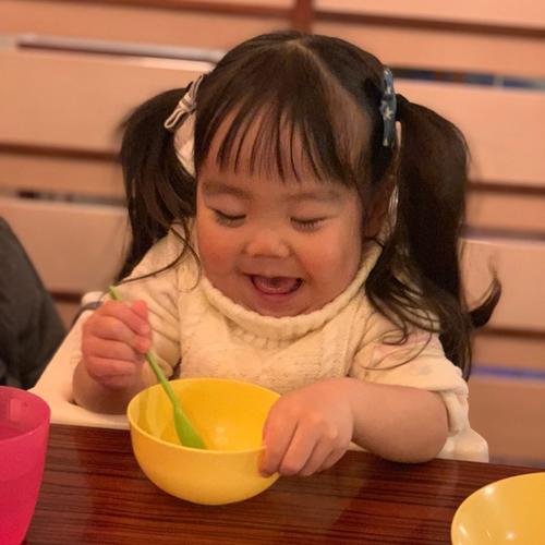 ７歳ユーチューバーりおなちゃん、手術終え笑顔「こんな普通の子みたいな経過初めてで…」