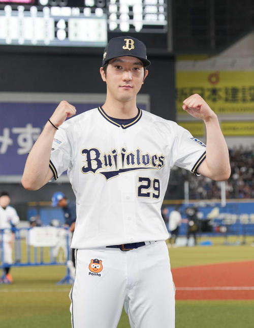 オリックス田嶋大樹が結婚、相手は30歳モデルの長谷川サキ、インスタで「今後とも温かく」報告