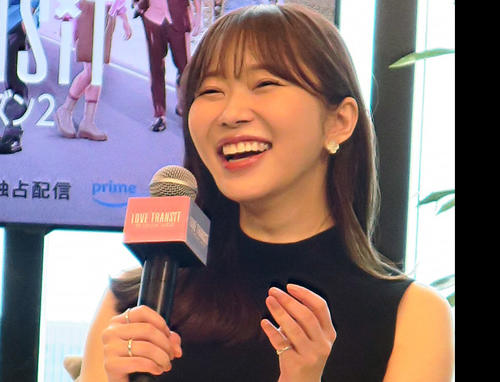 指原莉乃「１枚だけ持ってるプリクラある。呪物として置いてある」大学生の恋愛お悩み相談に回答