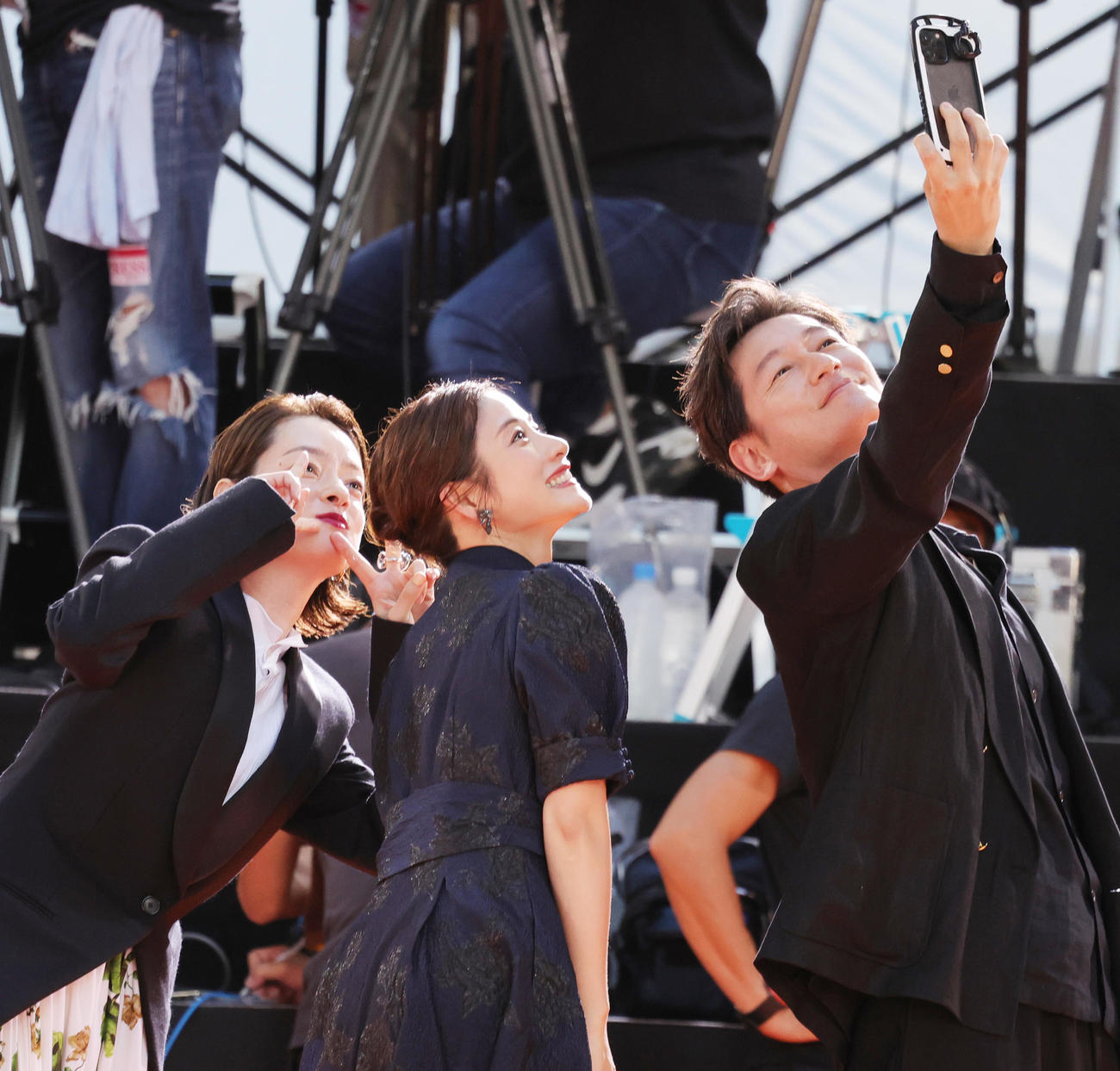 映画「ラストマイル」の「シェアード・ユニバース」プレミアムイベントに登場した、左から市川実日子、石原さとみ、井浦新（撮影・野上伸悟）