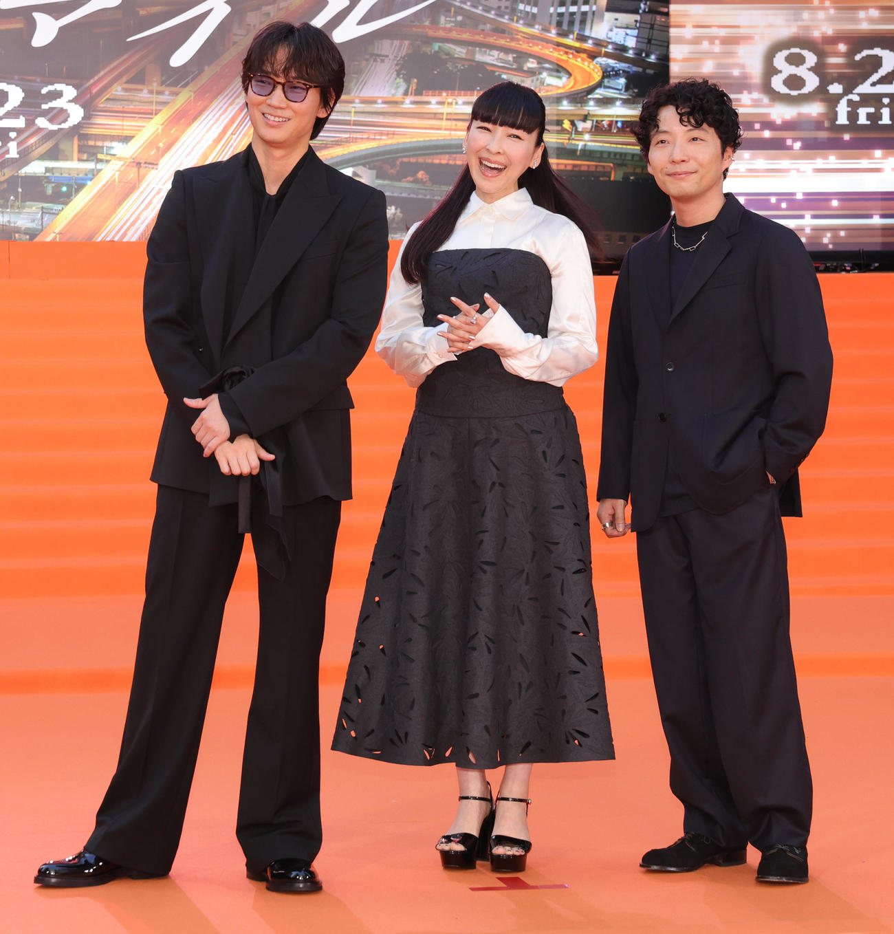 映画「ラストマイル」の「シェアード・ユニバース」プレミアムイベントに登場した、左から綾野剛、麻生久美子、星野源（撮影・野上伸悟）