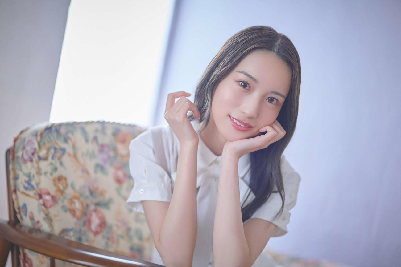 インタビューに応じた乃木坂46の掛橋沙耶香（撮影・鈴木健太氏）