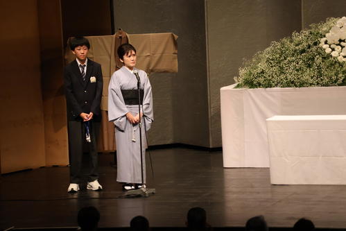 桂ざこばさん「ちゃーちゃんに教えてもろた落語が消えた」次女まいお別れ会挨拶、父の苦悩明かす