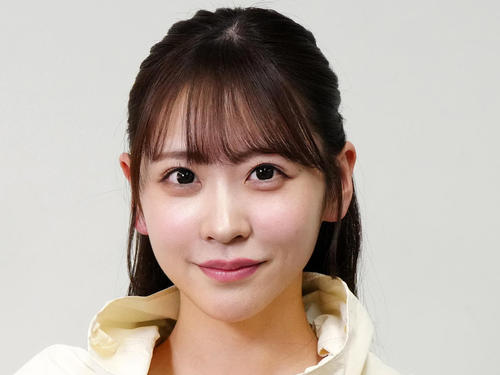 FRUITS ZIPPER櫻井優衣、飛行機遅延トラブルで「プク顔」カジュアル私服姿披露