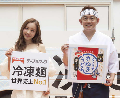板野友美「歩み寄りを大事に」と夫婦円満のコツ　ゲリラ豪雨で１時間半遅れ開始のイベントで