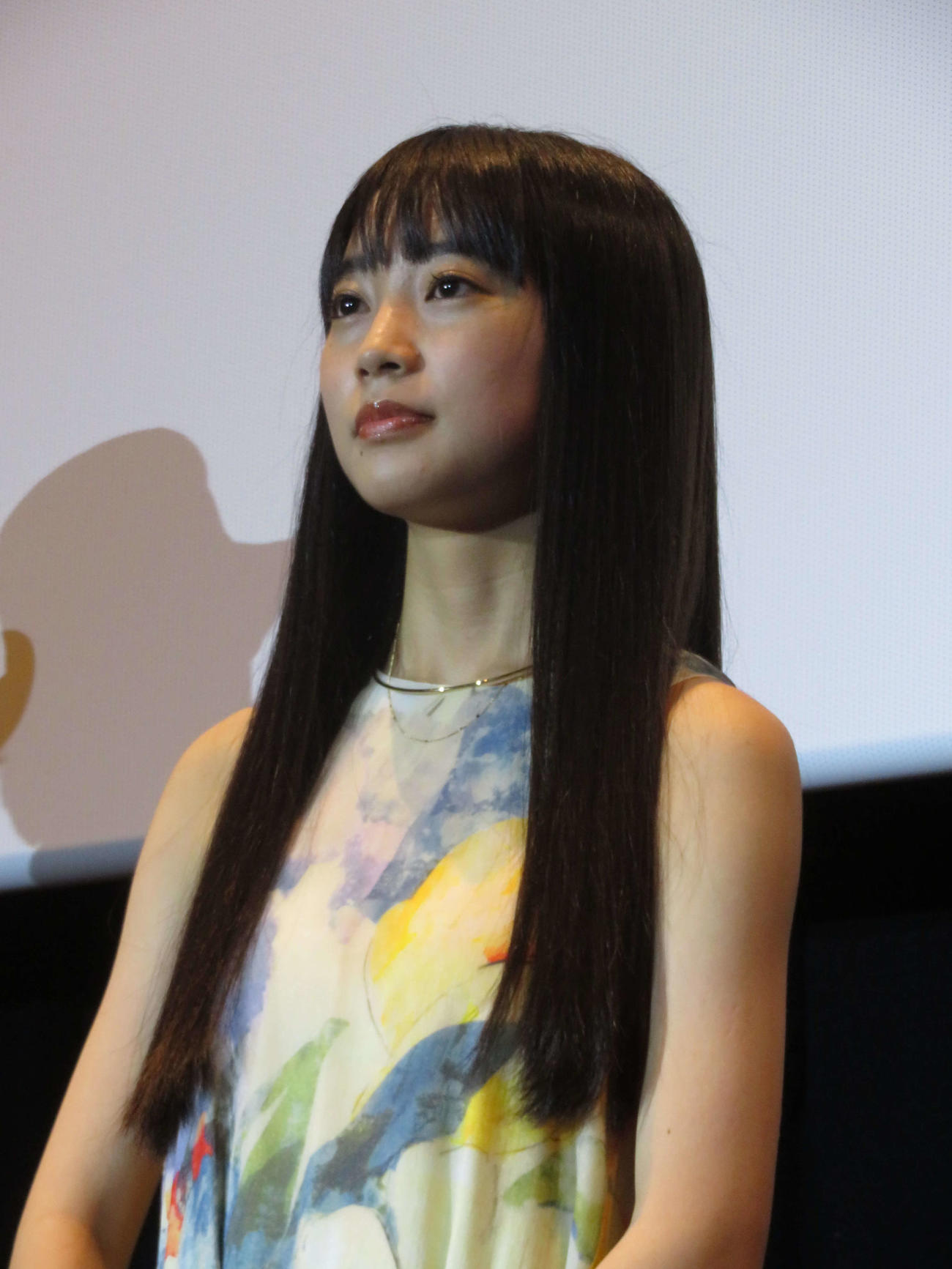 映画「サユリ」公開記念初日舞台あいさつに登壇した近藤華