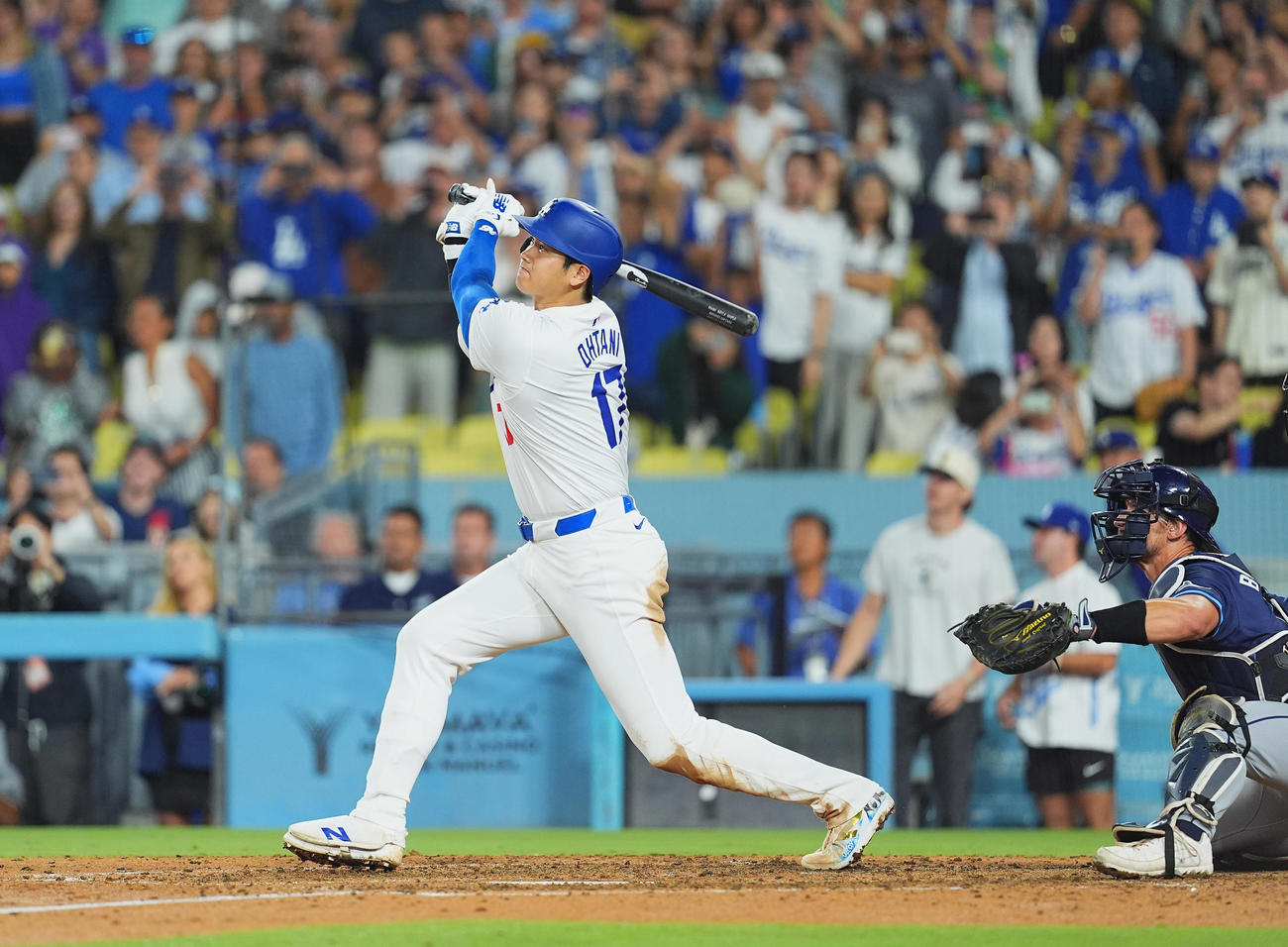 ドジャース対レイズ　9回裏ドジャース2死満塁、サヨナラの満塁本塁打を放つ大谷（撮影・菅敏）
