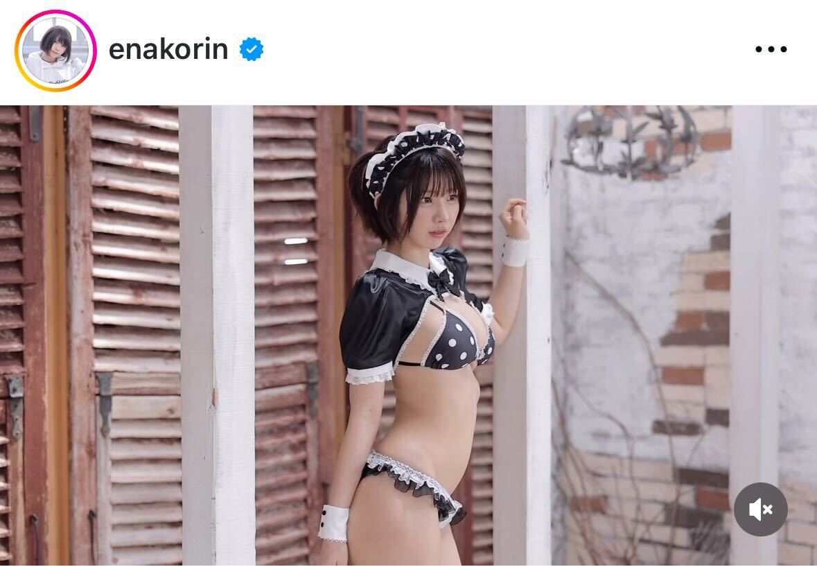 えなこのインスタグラムから
