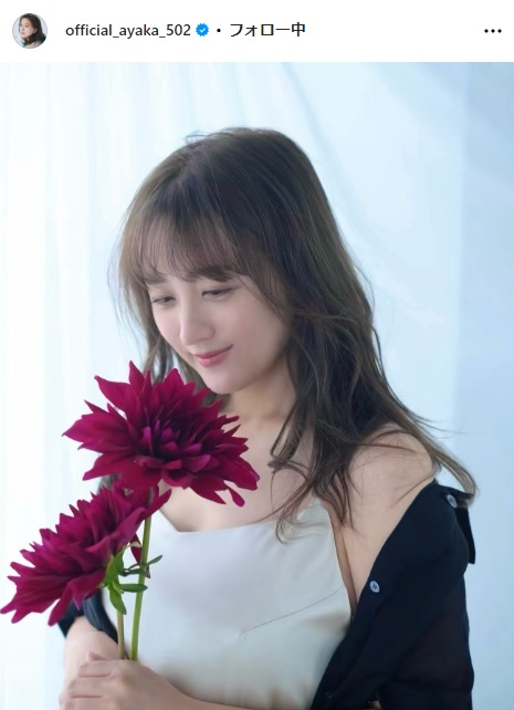小松彩夏のインスタグラムから