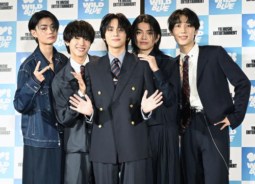 ５人組男性グループWILD BLUE、９・６「WILD BLUE」でデビュー「夢や希望を」