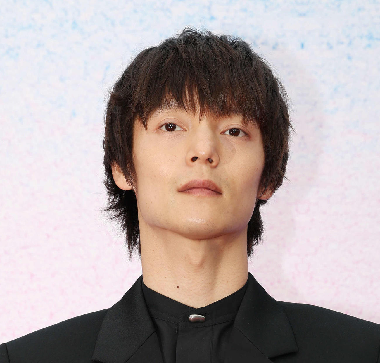 「後ろ姿が完璧ボクサー」窪田正孝のオフショット公開に反響「筋肉美美しい」「最高のシーン」 - 芸能写真ニュース : 日刊スポーツ