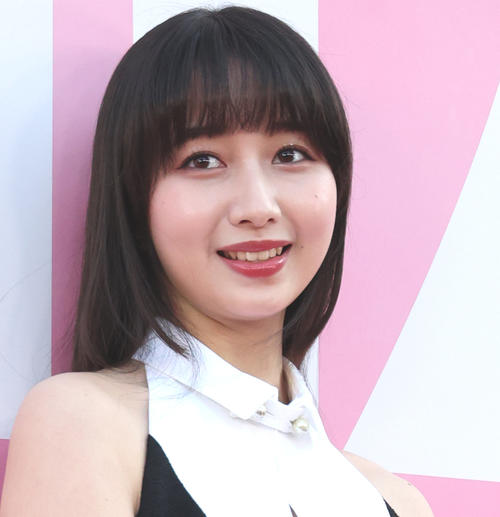 Cocomi、親友のイケメンピアニストとツーショット公開「まさに美男美女」「ご兄妹かと」