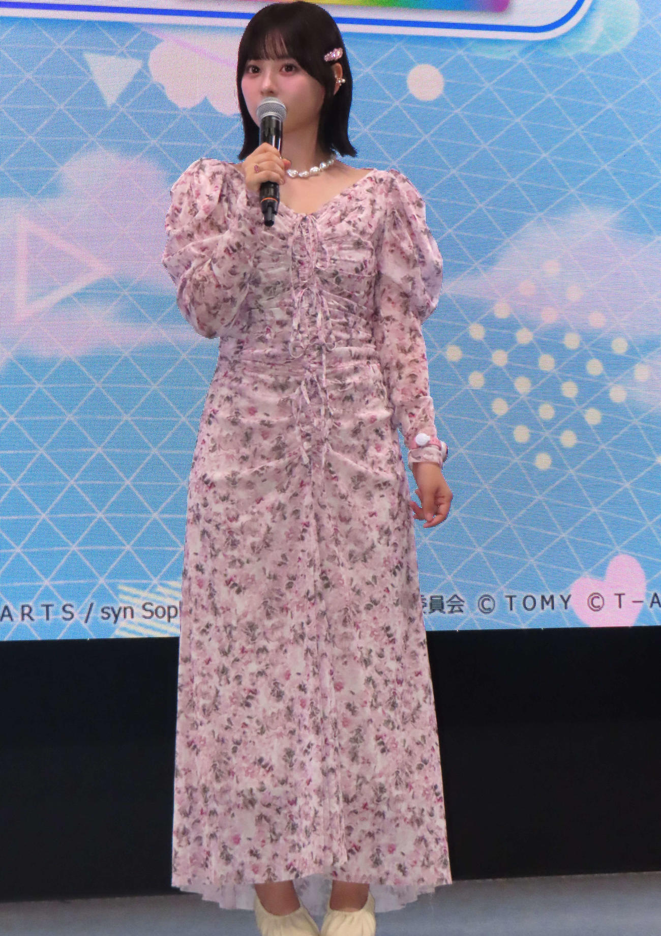 「ひみつのアイプリ」「おしゃれ魔女　ラブ　and　ベリー」コラボレーション発表会に登壇した齊藤なぎさ