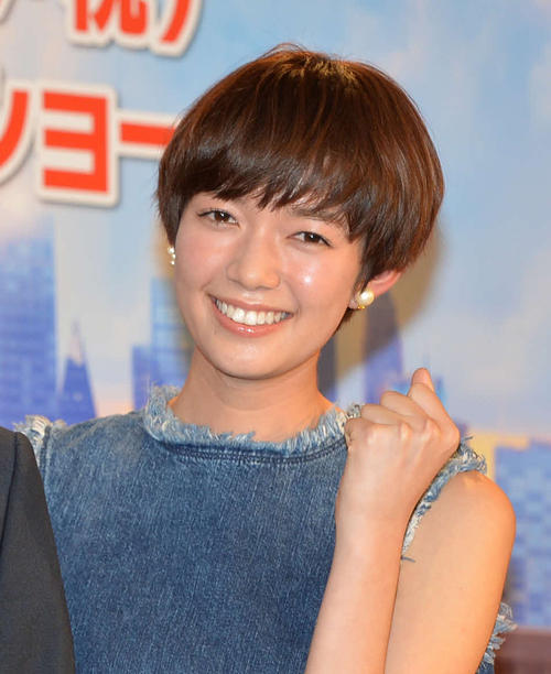 佐藤栞里、愛犬“はな”と新潟帰省の思い出ショット披露「おいしい空気にはなもうきうき」