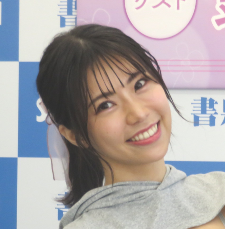 鈴木ふみ奈