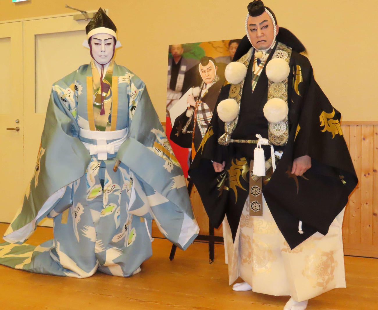 「秀山祭九月大歌舞伎」で上演される「勧進帳」の取材会に出席した尾上菊之助（左）と松本幸四郎（撮影・野見山拓樹）