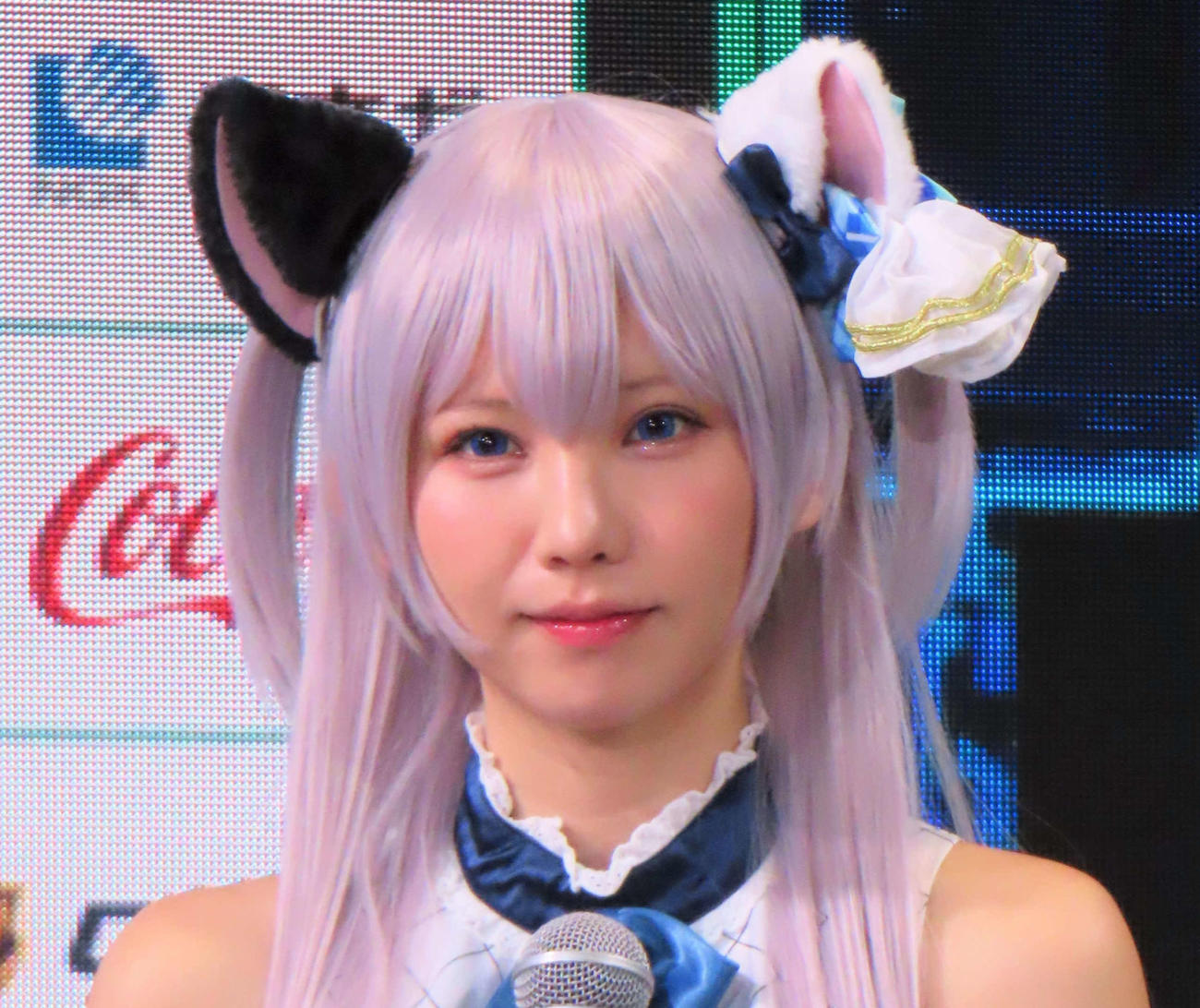 えなこ、推しカラーの私服ショット公開 コスプレしなく …