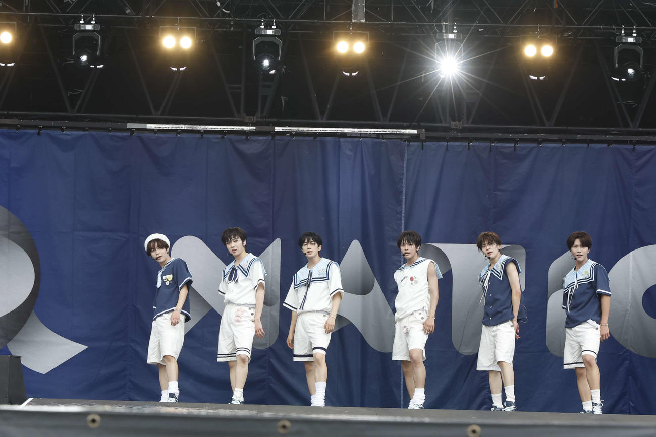 「a－nation」でパフォーマンスするNCT WISH