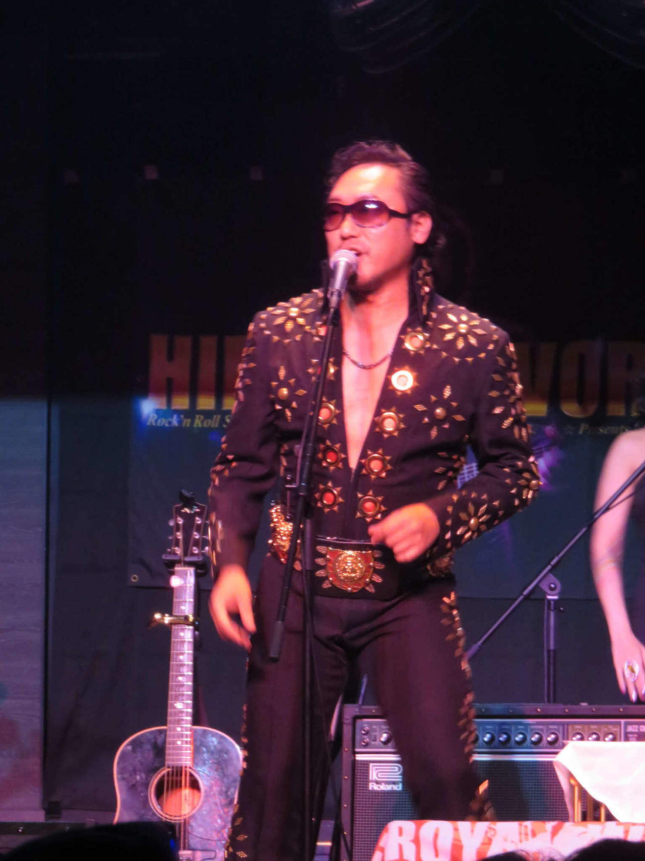「大倉弘也45thバースデー＆芸能活動20周年ライブ」で熱唱する大倉弘也