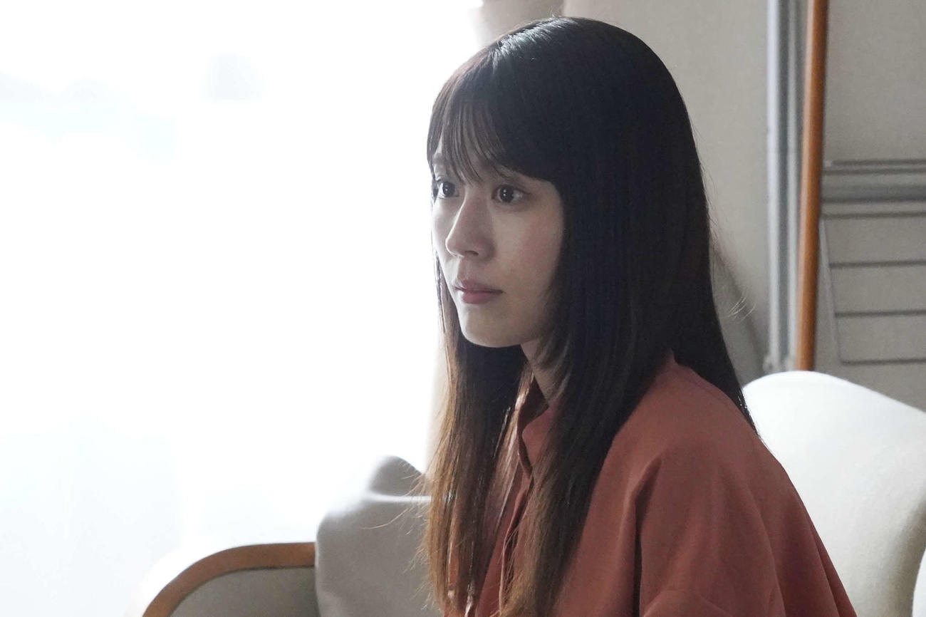 フジテレビ系「海のはじまり」より有村架純（C）フジテレビ