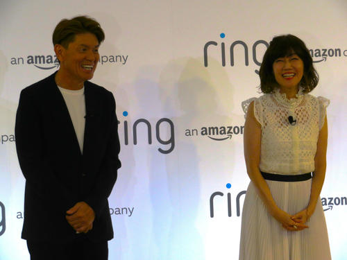 ヒロミ＆松本伊代が夫婦そろってイベント登壇「家だとこんな感じなんです」愛妻に猛ゲキ指導