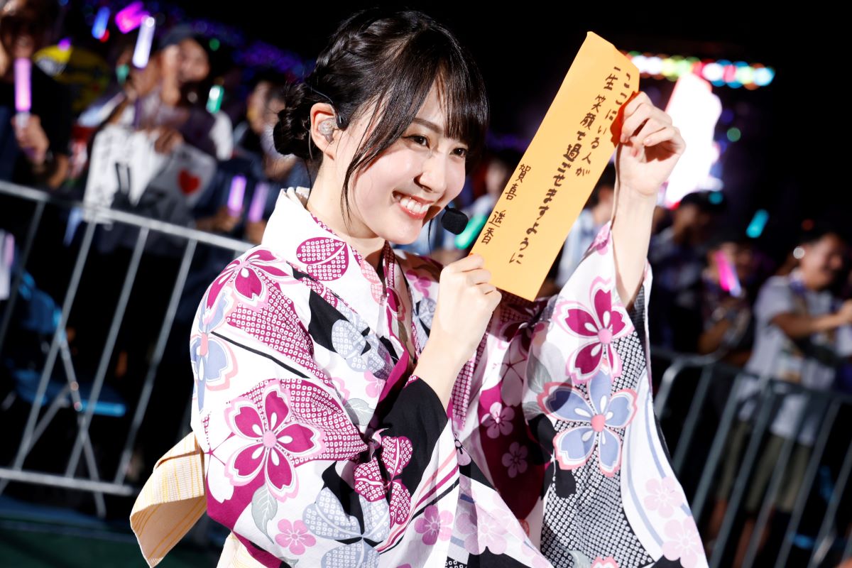 「真夏の全国ツアー2024」神宮球場公演で浴衣姿で登場した賀喜遥香　撮影・鈴木健太氏(KENTA Inc.)