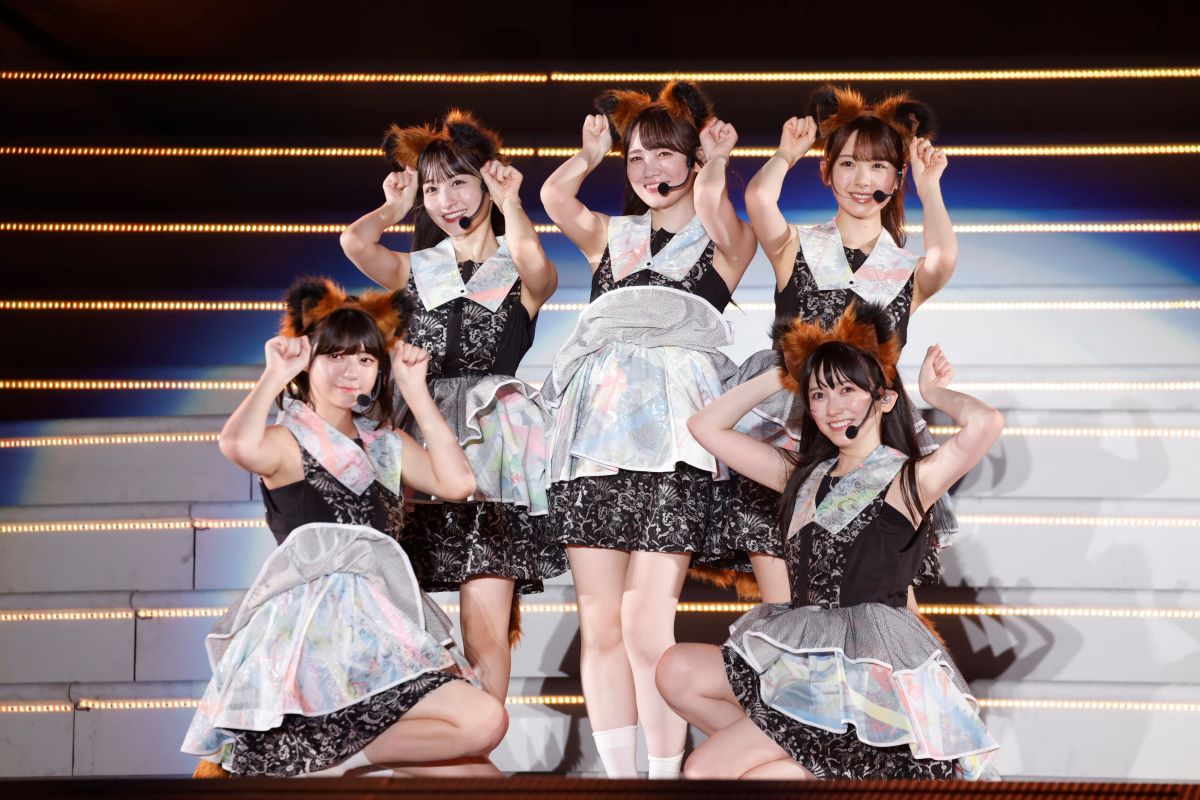「真夏の全国ツアー2024」神宮球場公演でパフォーマンスする乃木坂46　撮影・鈴木健太氏(KENTA Inc.)