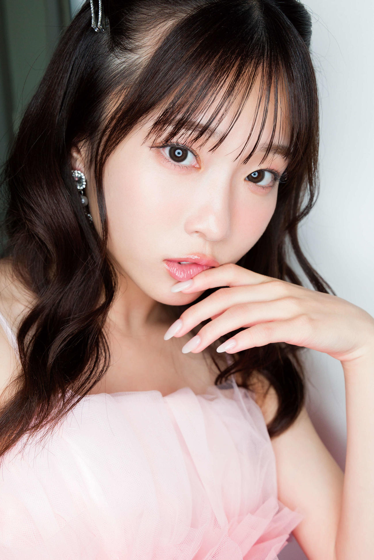 ファースト写真集発売が決まった＃ババババンビの岸みゆ（C）KOBUNSHA　写真・Takeo Dec．