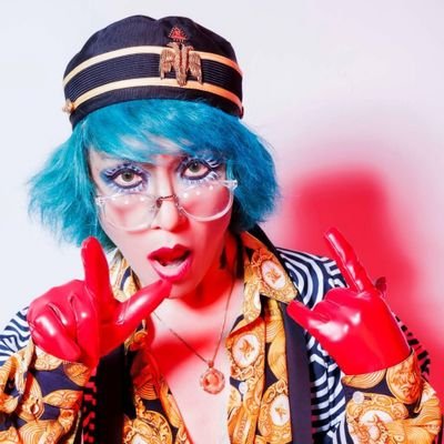 フロアに油まき火…危険行為で“炎上”伝説的V系バンド元メンバー「火は使わないんで安心して」