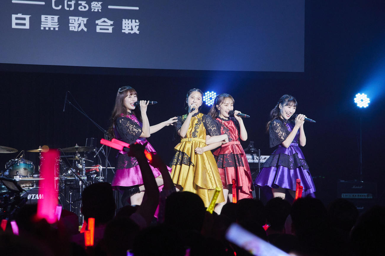 「黒フェス」に参加した、ももいろクローバーZ