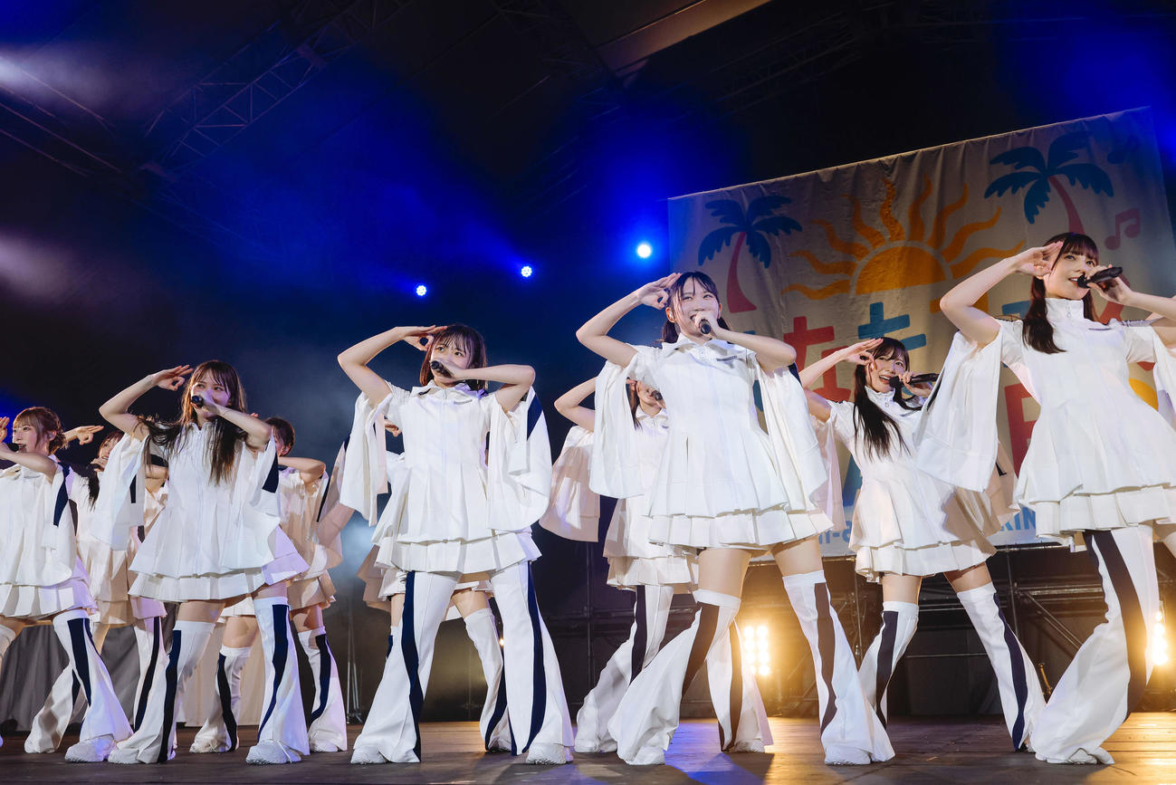 「ひなたフェス2024」でパフォーマンスする日向坂46（C）Seed＆Flower LLC