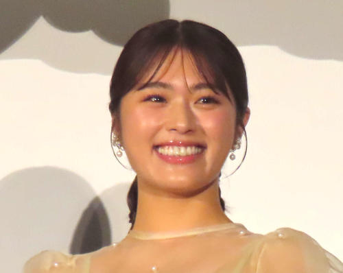 渋谷凪咲、やす子とおそろいシャネル風バッグをゲット「ほっこり」とフォロワー反応