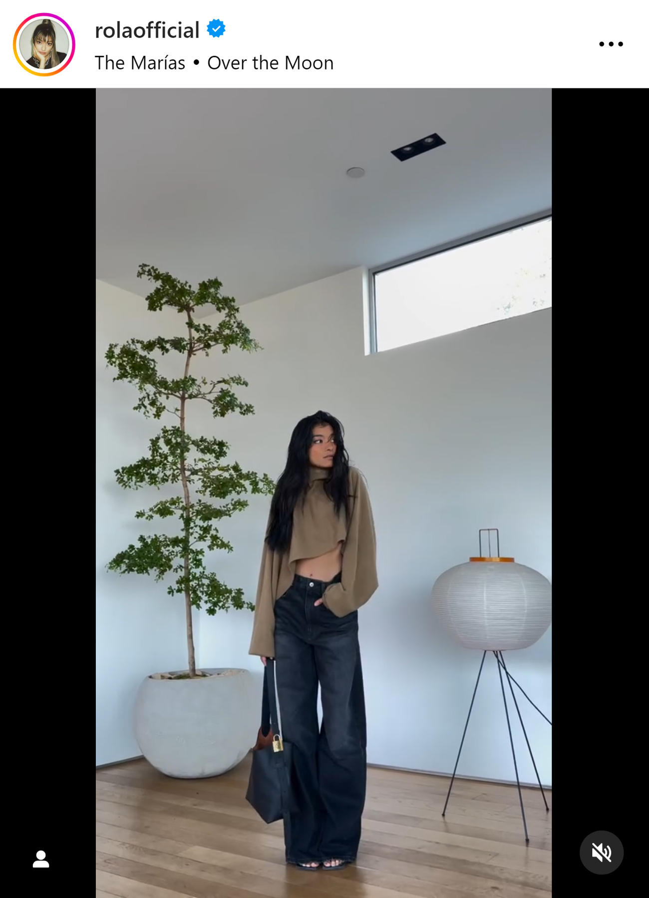 ローラのインスタグラムから