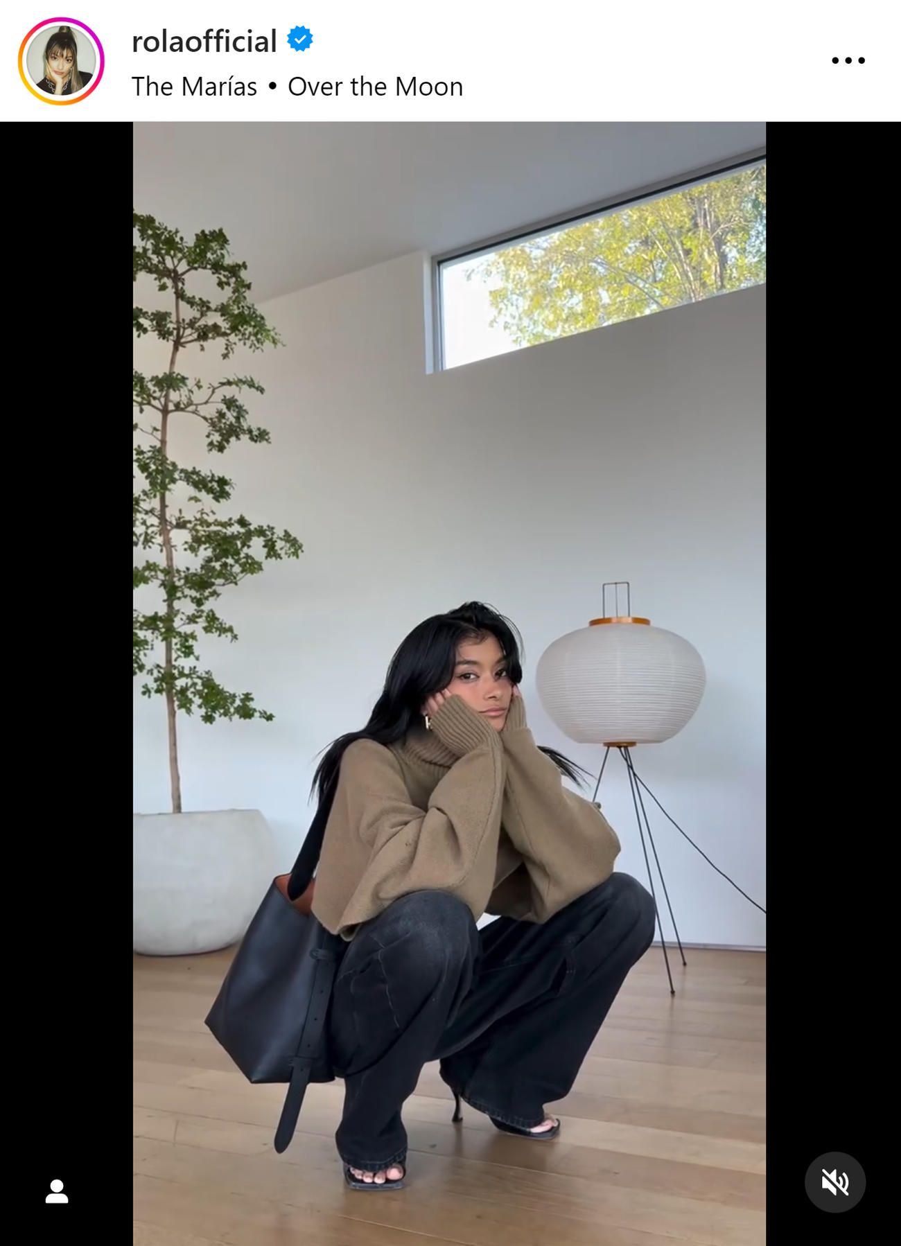 ローラのインスタグラムから