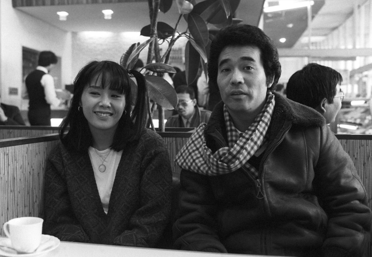 ヒロシ＆キーボーのヒロシ（黒沢博＝右）とキーボー（山田喜代子）（1983年1月撮影）