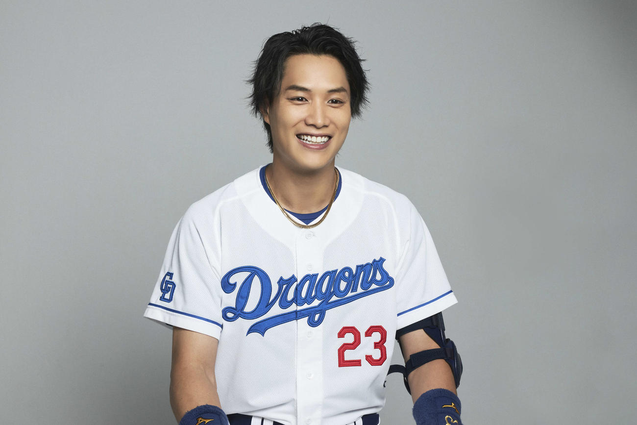 東海テレビ・フジテレビ系「バントマン」で主演を務める鈴木伸之