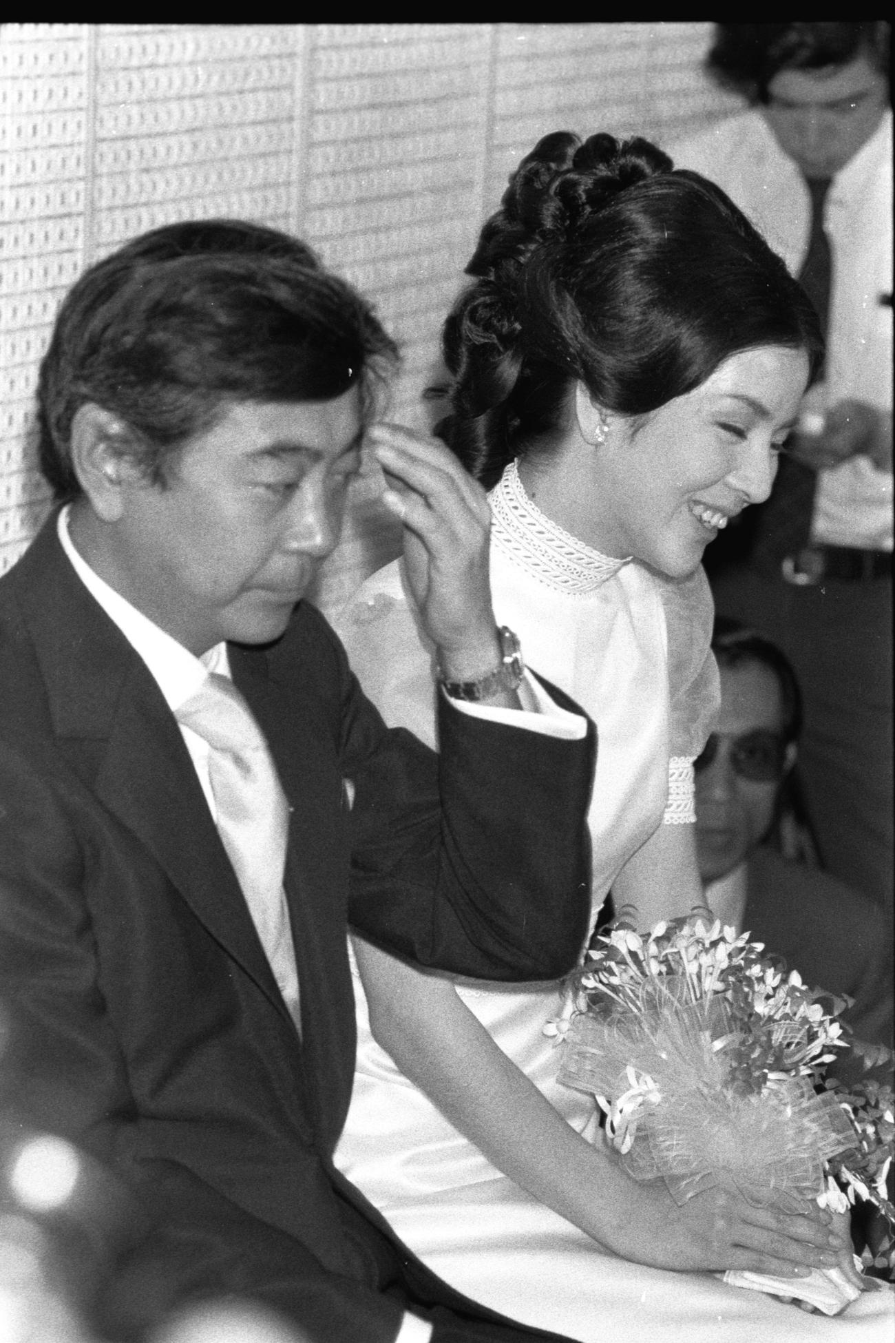 吉永小百合・岡田太郎結婚披露（1973年8月撮影）