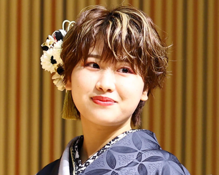 高橋彩香（2022年1月10日撮影）