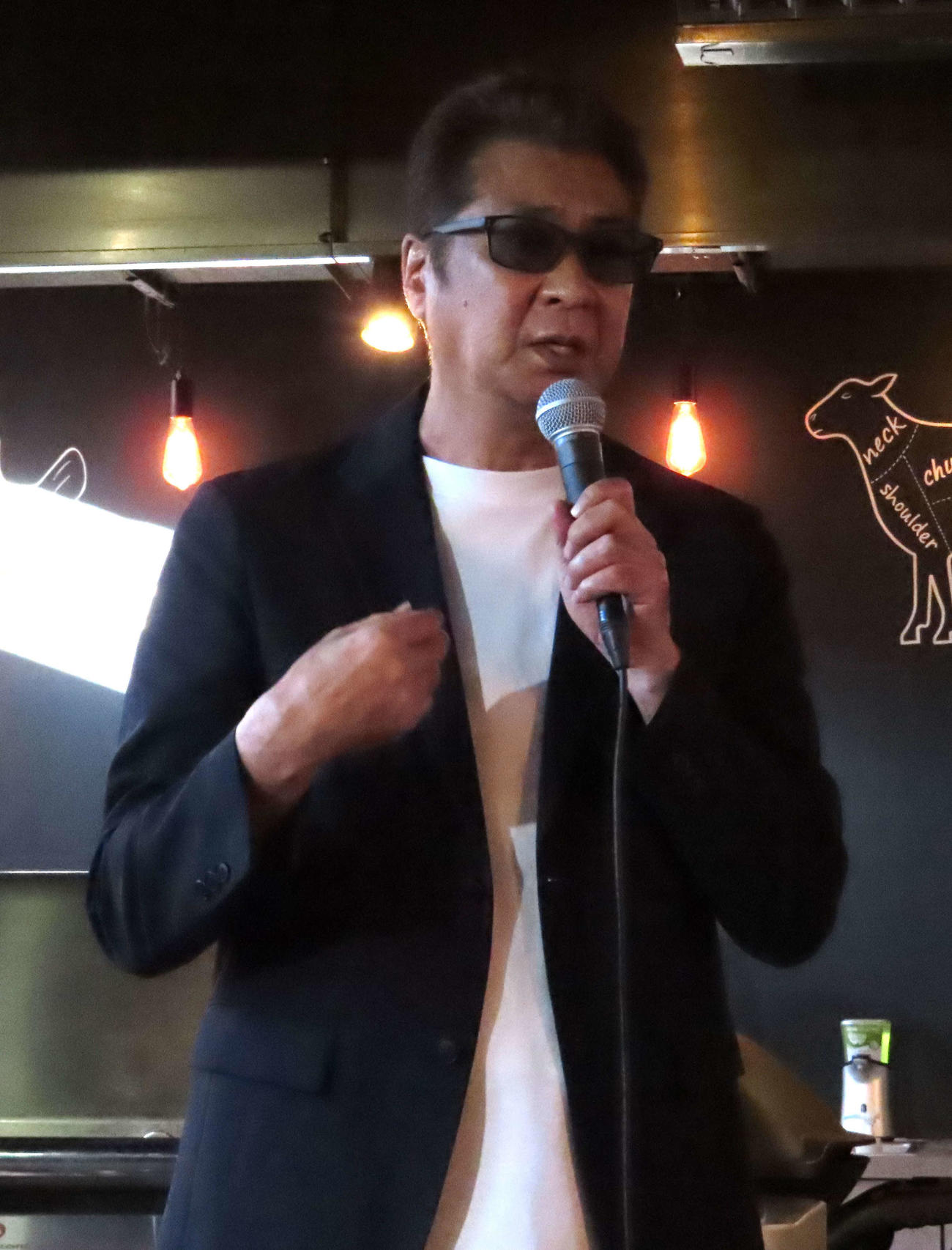 木村徹二のワンマンコンサート成功祈念イベントにサプライズ登場した山川豊（撮影・野見山拓樹）