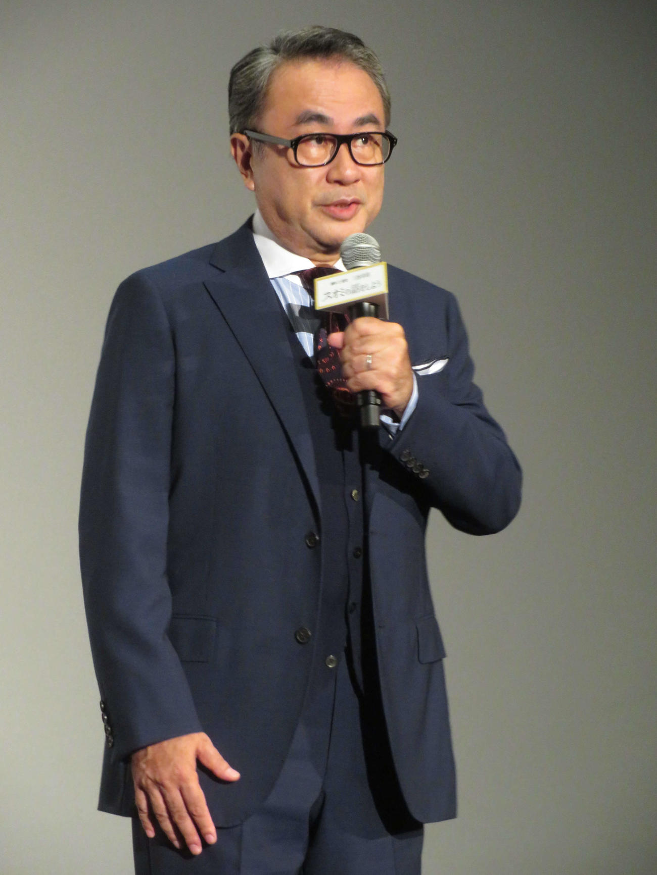 映画「スオミの話をしよう」初日舞台あいさつに登壇した三谷幸喜監督（撮影・村上幸将）