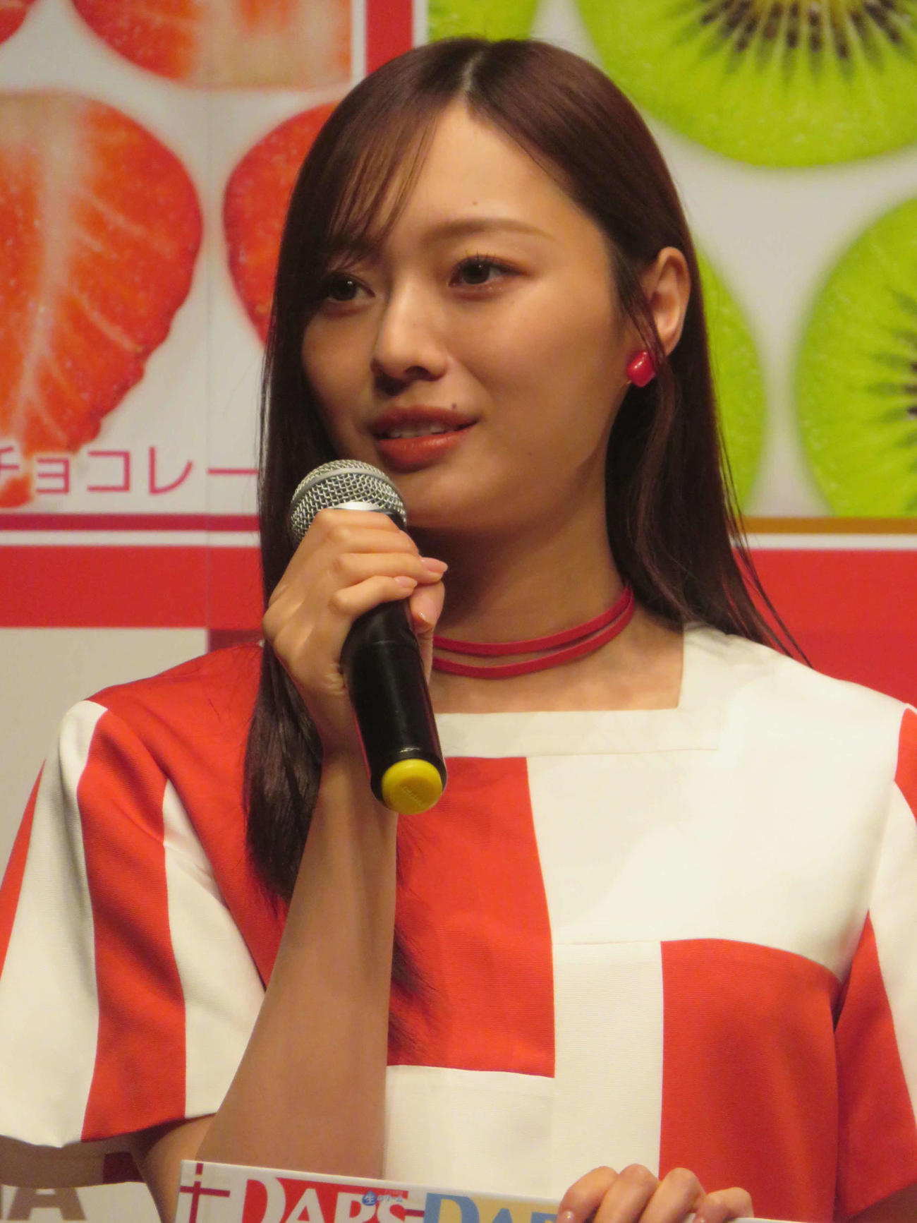 森永製菓「DARS新CM発表会」に出席した乃木坂46梅澤美波