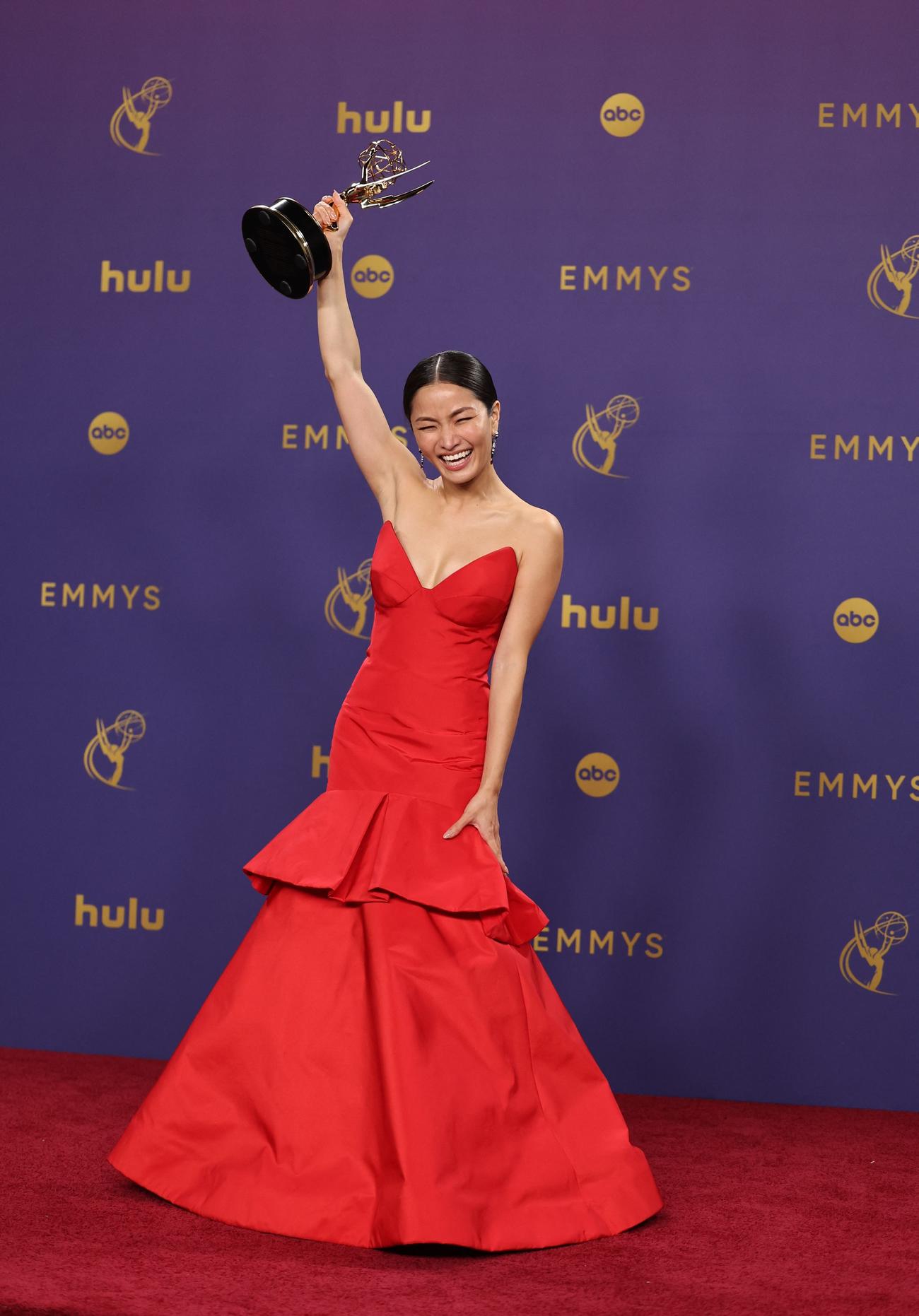 米エミー賞連続ドラマ部門の主演女優賞を獲得したアンナ・サワイ（ロイター）