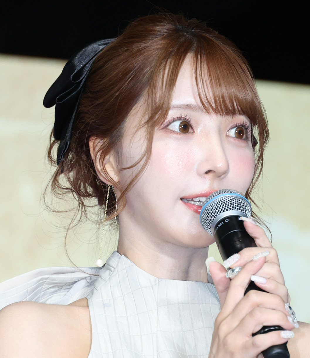 三上悠亜（2023年7月撮影）