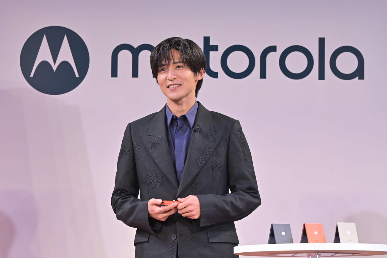 米スマートフォンブランド、モトローラの「新製品・新ブランドアンバサダー発表会」に出席したSnow Man目黒蓮