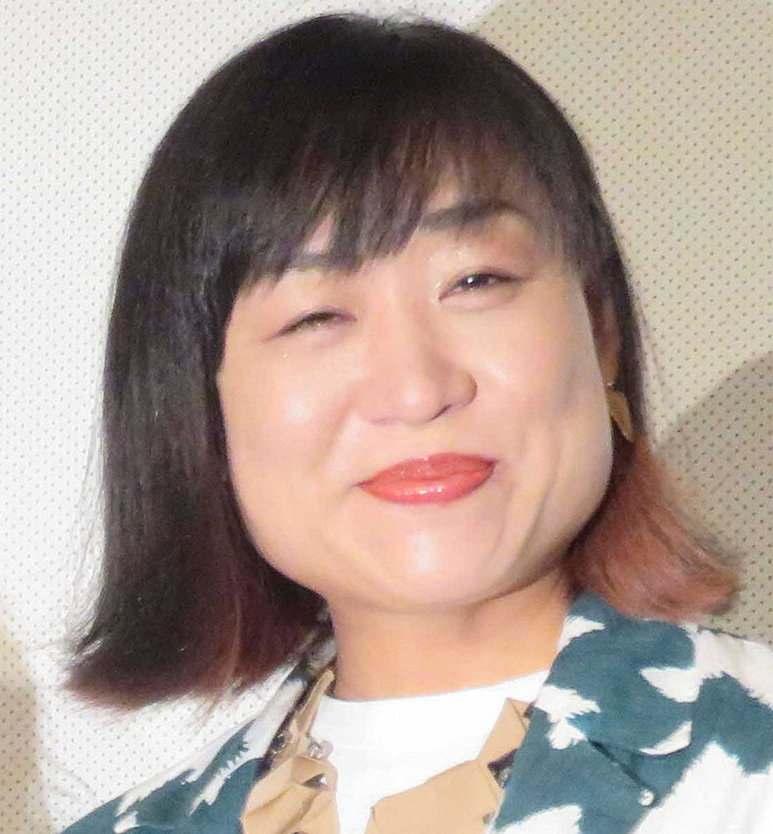 南海キャンディーズ山崎静代（2019年6月撮影）